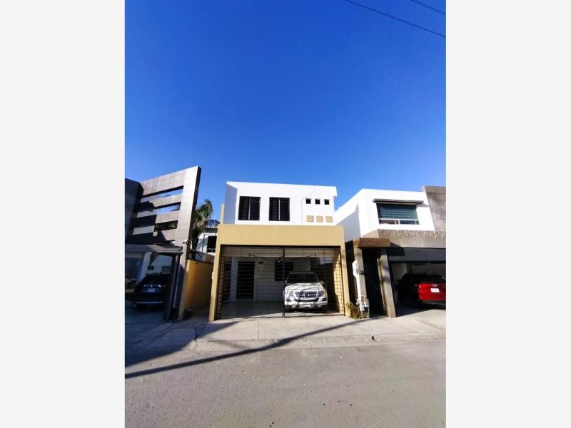 Foto 0 de Casa en renta en Privada Pinos, Monterrey, Nuevo León | ID mx22-me7112 | Nocnok