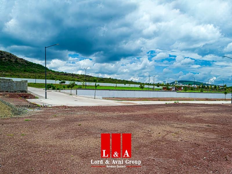 Foto 0 de Terreno en venta en Villas de Bernalejo, Irapuato, Guanajuato | ID mx22-mj3531 | Nocnok