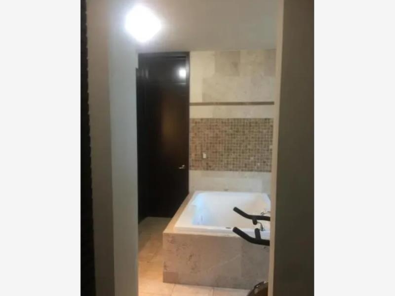 Foto 0 de Casa en venta en Quinta los Naranjos, León, Guanajuato | ID mx22-ni0281 | Nocnok