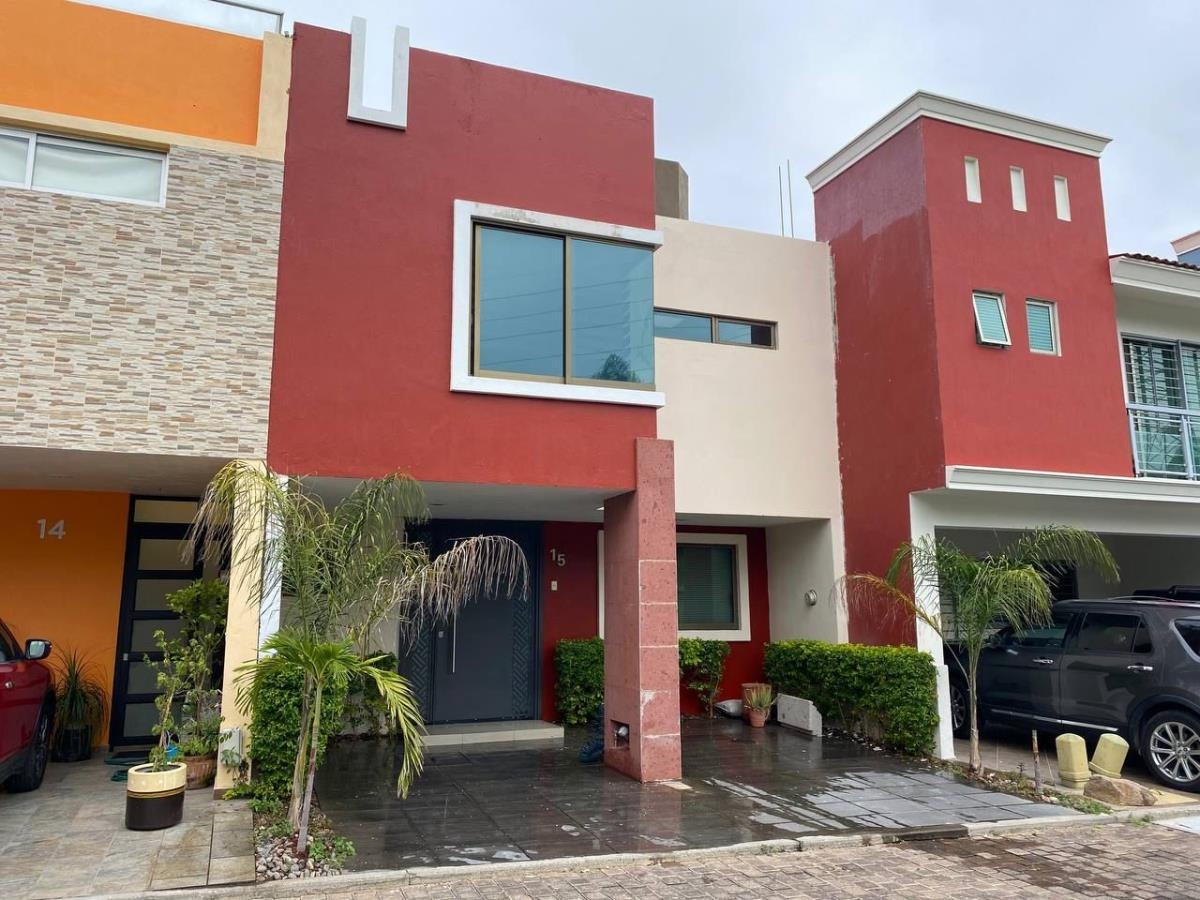 Foto 0 de Casa en renta en Real de Valdepeñas II, Zapopan, Jalisco | ID mx22-nw4082 | Nocnok