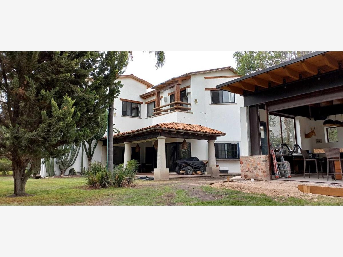 Foto 0 de Casa en venta en Balvanera Polo y Country Club, Corregidora, Querétaro | ID mx23-oi8161 | Nocnok
