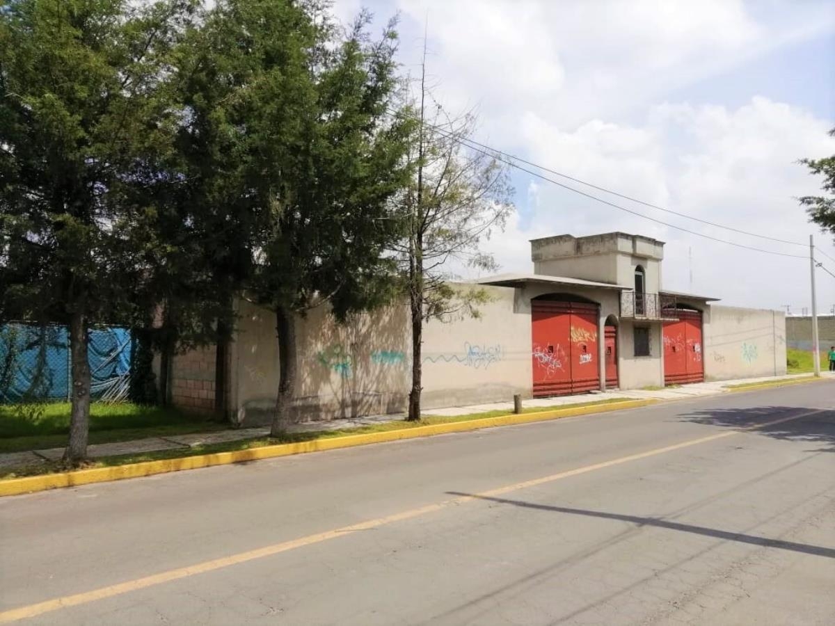 Foto 0 de Terreno en renta en Santa Cruz Atzcapotzaltongo, Toluca, México | ID mx23-ok3008 | Nocnok