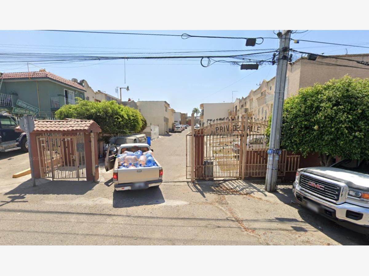 Foto 0 de Casa en remate en Hacienda Acueducto, Tijuana, Baja California | ID mx24-qe5329 | Nocnok
