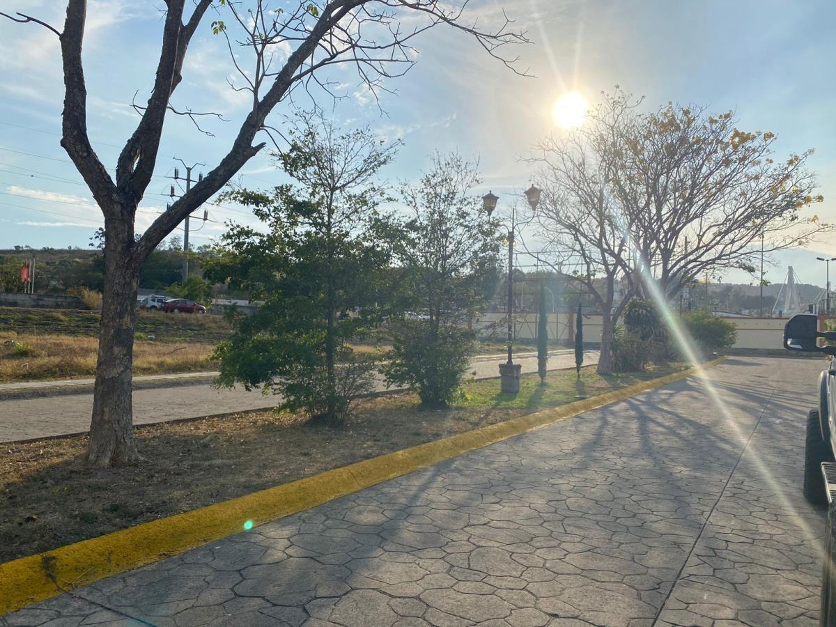 Foto 0 de Terreno en venta en Castilla, Tepic, Nayarit | ID mx24-qf3399 | Nocnok