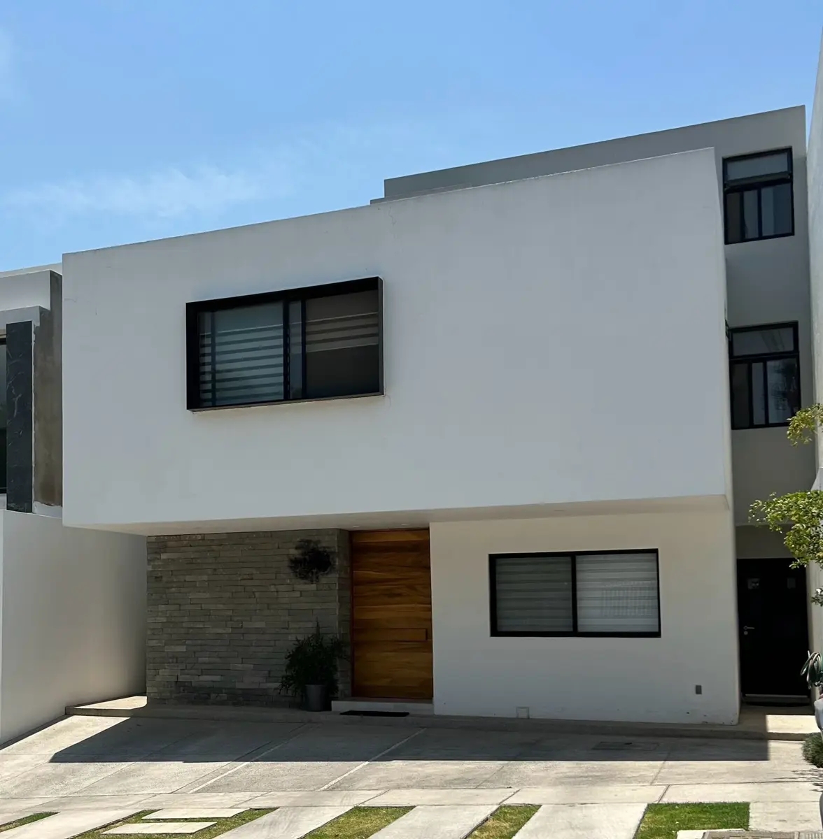 Foto 0 de Casa en renta en Colinas Virreyes, Zapopan, Jalisco | ID mx24-ys4699 | Nocnok