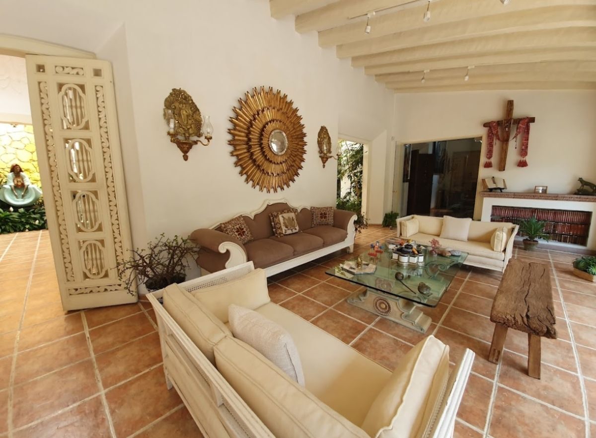 Foto 0 de Casa en venta en Jardines del Pedregal, Álvaro Obregón, Ciudad de México | ID mx24-ag1381 | Nocnok