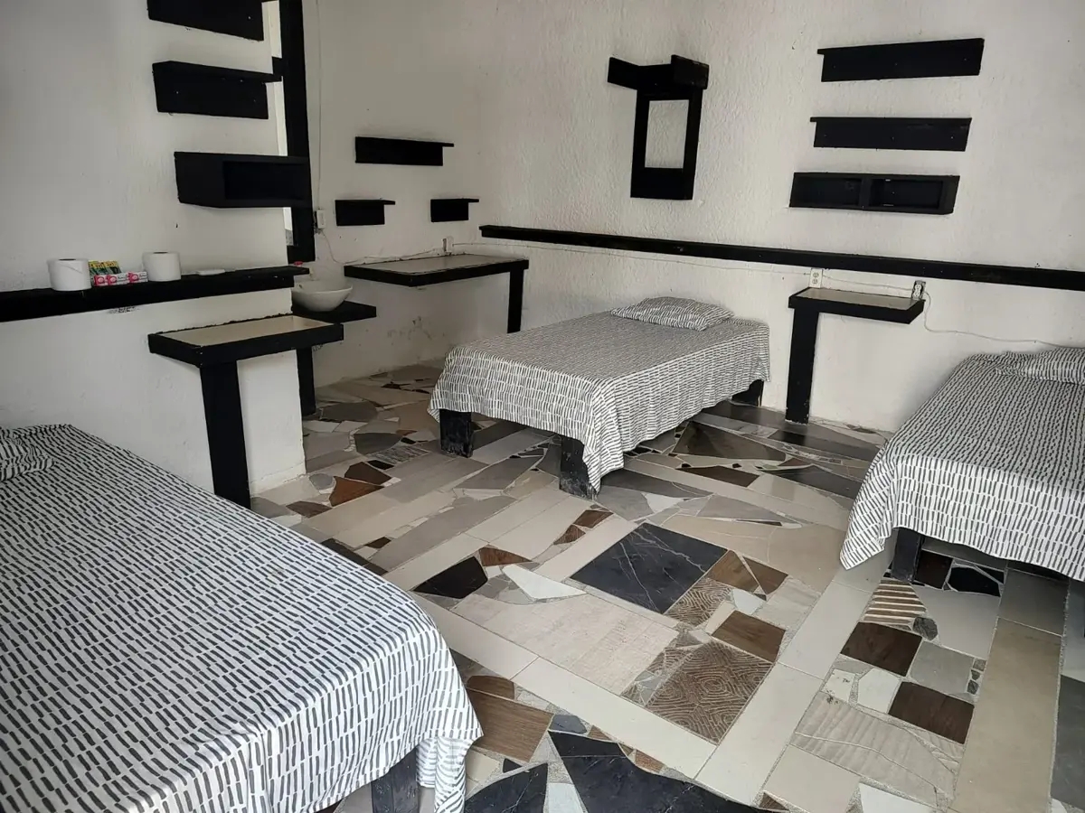 Foto 0 de Hotel en venta en Camino a los Gutiérrez, Salinas Victoria, Nuevo León | ID mx24-br0377 | Nocnok
