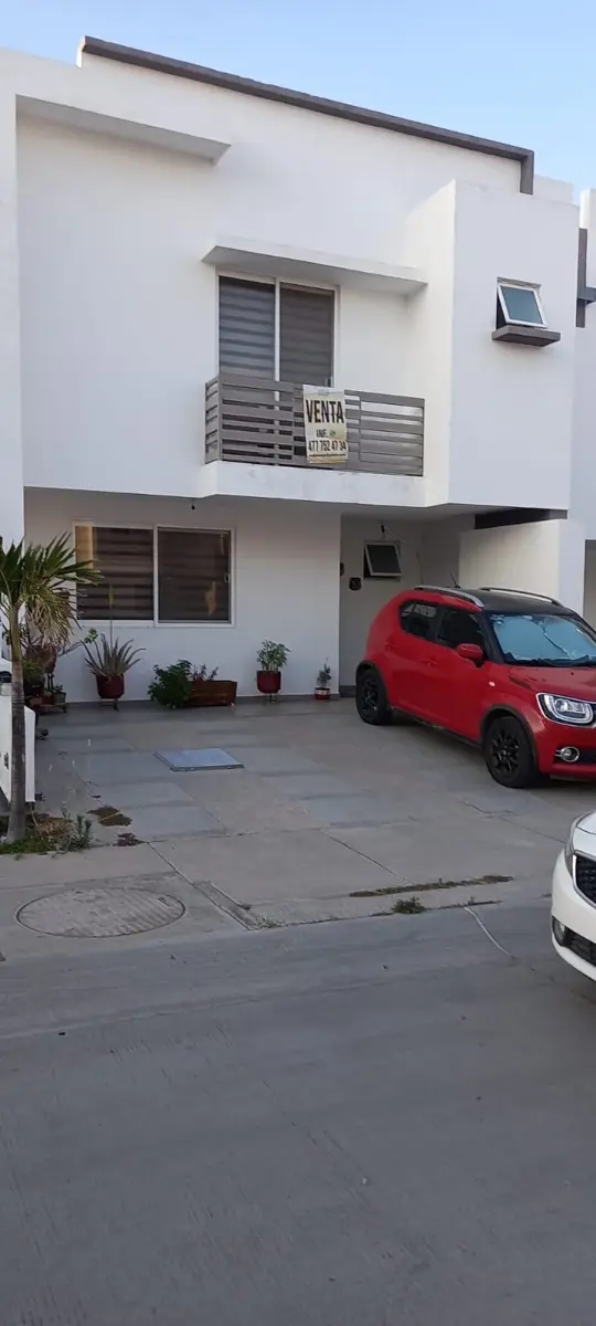 Foto 0 de Casa en venta en Portón del Valle, León, Guanajuato | ID mx24-yh1372 | Nocnok