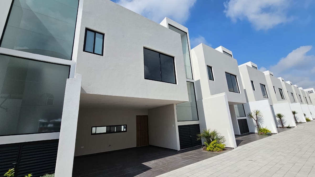 Foto 0 de Casa en venta en La Alfonsina, San Andrés Cholula, Puebla | ID mx24-dk7140 | Nocnok
