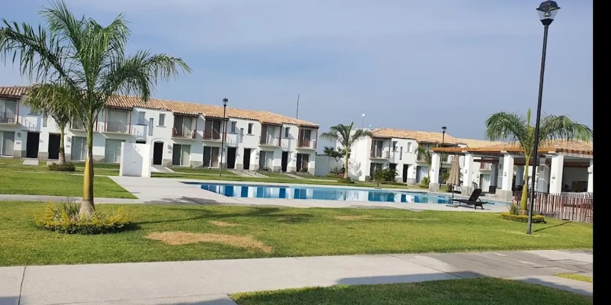 Foto 0 de Casa en venta y renta en Rinconada Santa Fe, Xochitepec, Morelos | ID mx24-vj7224 | Nocnok
