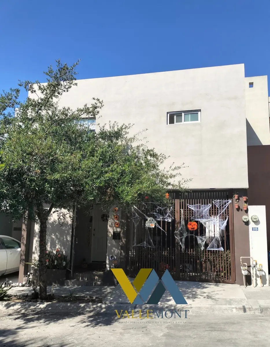 Foto 0 de Casa en venta en Estancias Valle de Plata, Apodaca, Nuevo León | ID mx24-uw2717 | Nocnok