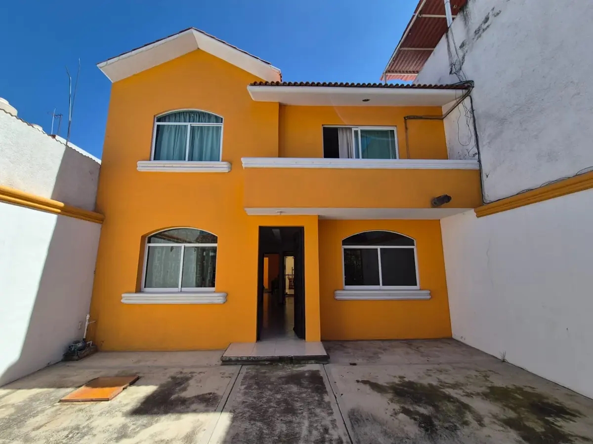 Foto 0 de Casa en venta en Hermenegildo Galeana, Morelia, Michoacán de Ocampo | ID mx24-mv3517 | Nocnok