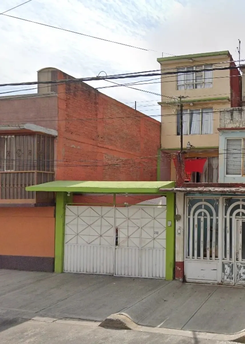 Foto 0 de Casa en venta en Benito Juárez (La Aurora), Nezahualcóyotl, México | ID mx24-ig8676 | Nocnok