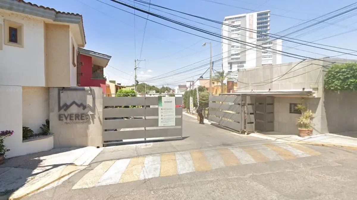 Foto 0 de Casa en venta en Everest, Puebla, Puebla | ID mx24-hw1296 | Nocnok