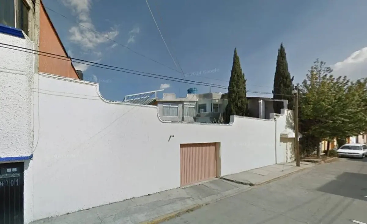 Foto 0 de Casa en venta en Plazas de San Buenaventura, Toluca, México | ID mx24-af7008 | Nocnok