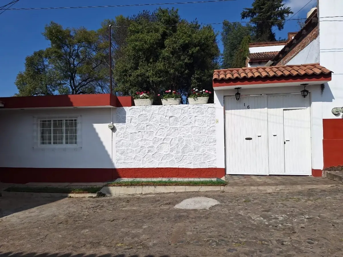 Foto 0 de Casa en venta en Patzcuaro Centro, Pátzcuaro, Michoacán de Ocampo | ID mx24-ha6270 | Nocnok