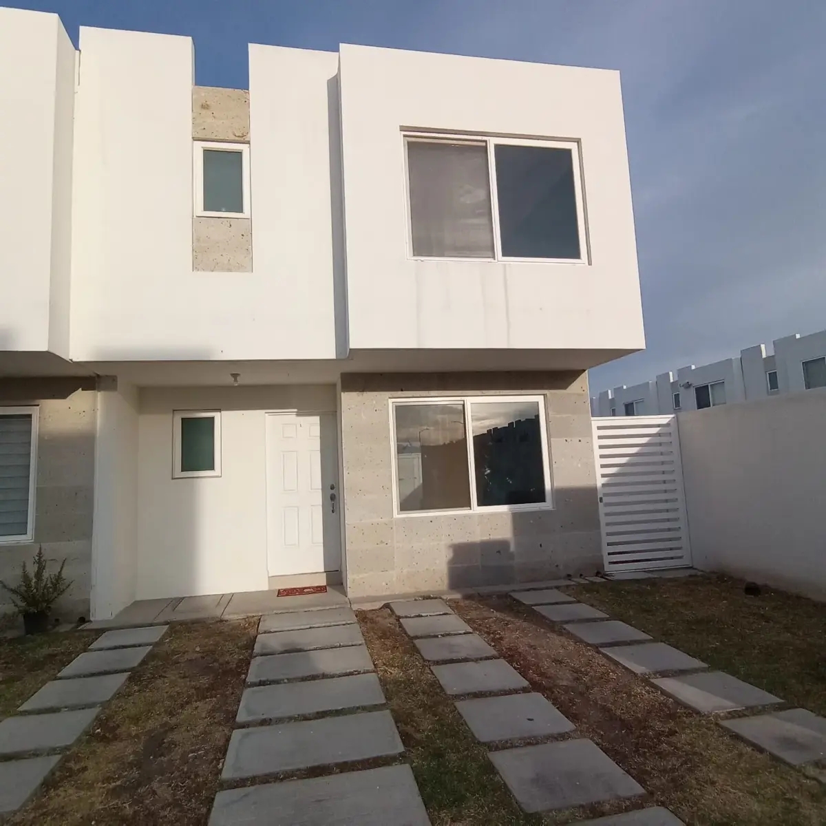 Foto 0 de Casa en venta en Tres Cantos Residencial, Querétaro, Querétaro | ID mx24-if8067 | Nocnok