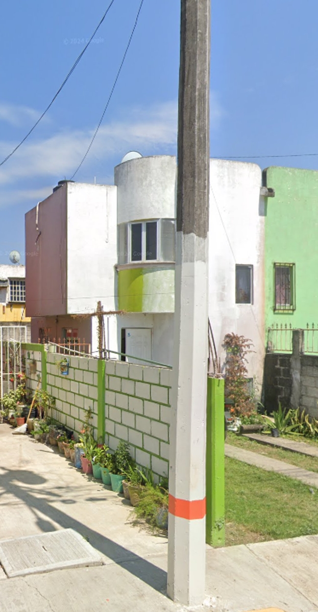 Foto 0 de Casa en remate en Villas de San Clemente, Álamo Temapache, Veracruz de Ignacio de la Llave | ID mx24-rq3360 | Nocnok