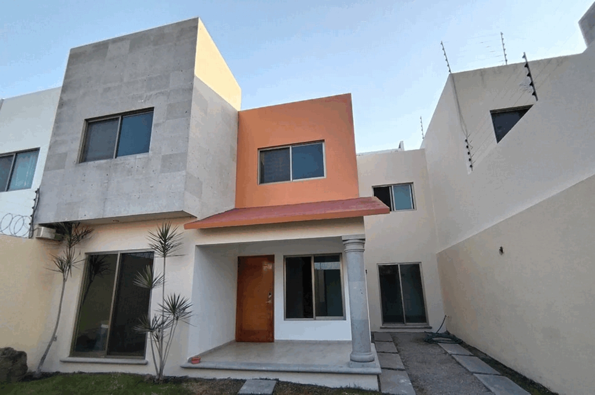 Foto 0 de Casa en renta en Lomas de Trujillo, Emiliano Zapata, Morelos | ID mx25-te4143 | Nocnok