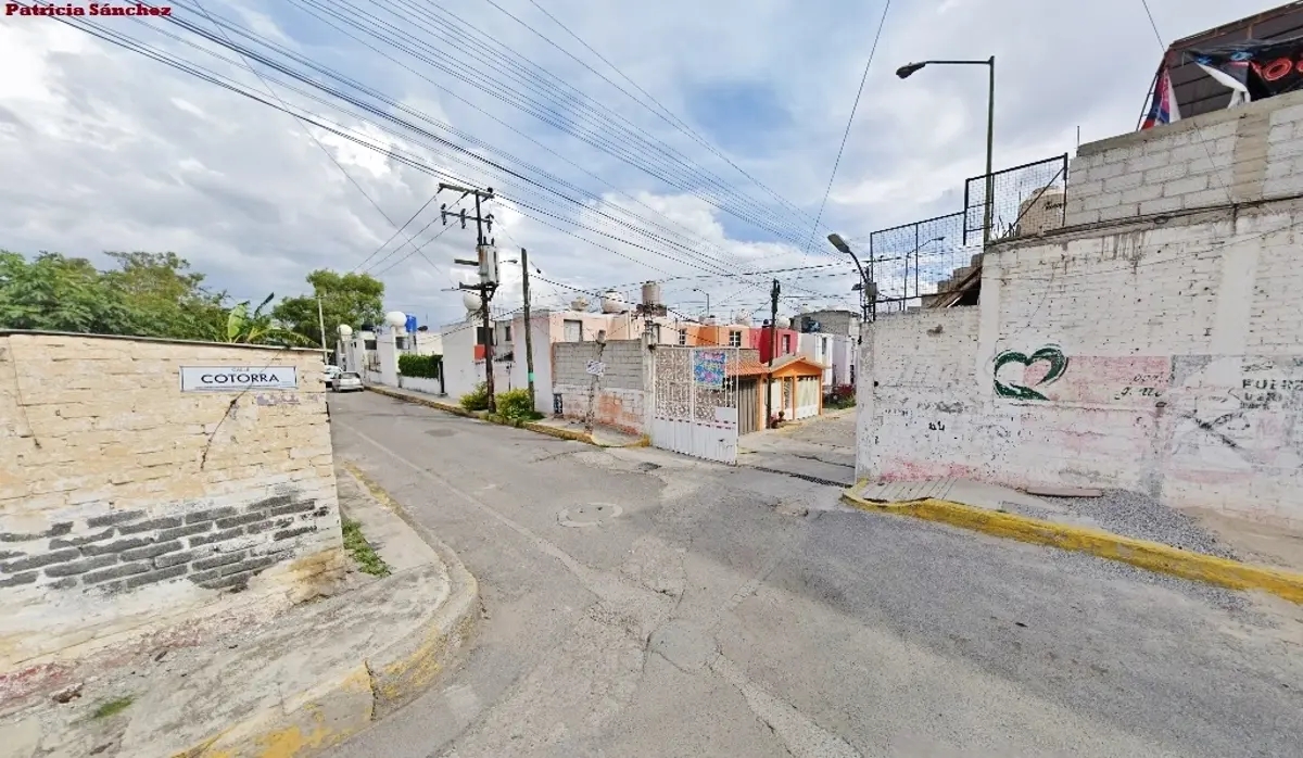 Foto 0 de Casa en venta en Ejido de Santa María Tulpetlac, Ecatepec de Morelos, México | ID mx25-yy6528 | Nocnok