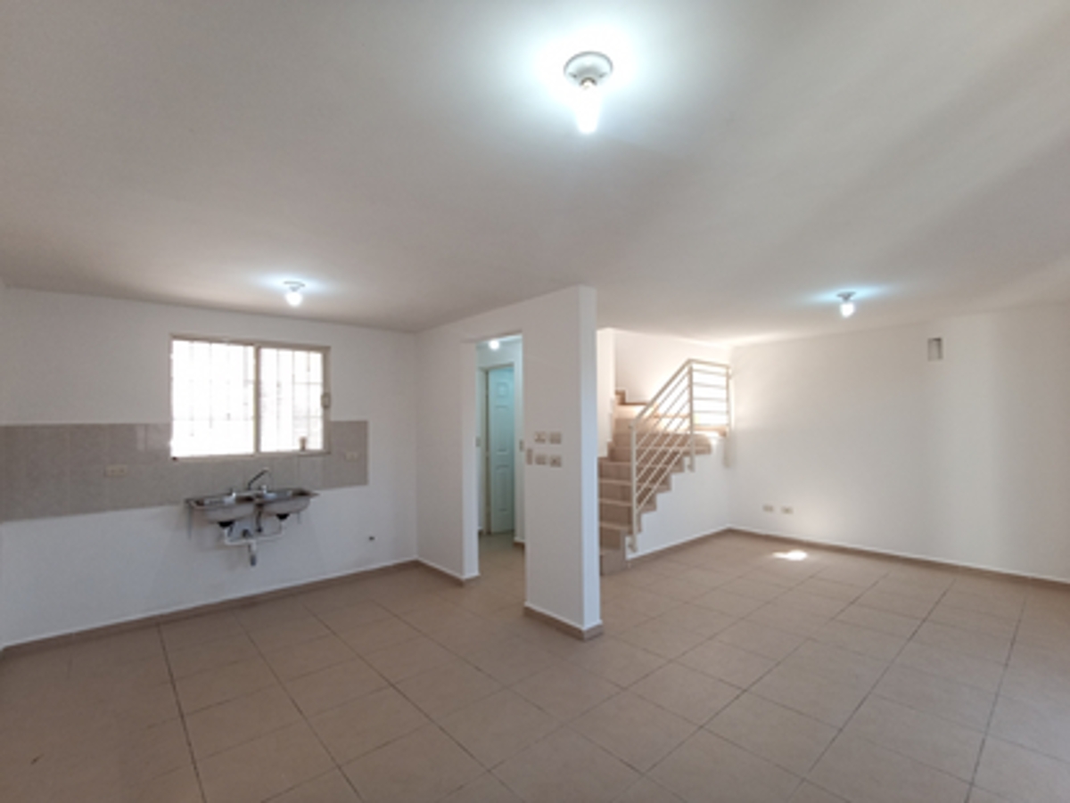Foto 0 de Casa en Venta en Los Faisanes Sector el Dorado, Guadalupe, Nuevo León | ID mx25-fz10031 | Nocnok