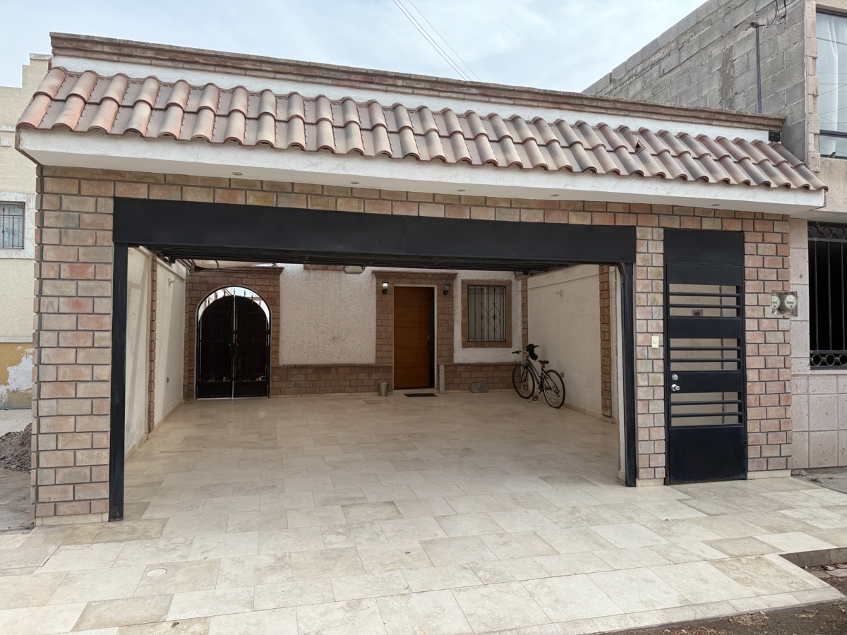 Foto 0 de Casa en Venta en Residencial del Nazas, Torreón, Coahuila de Zaragoza | ID mx25-zw10004 | Nocnok