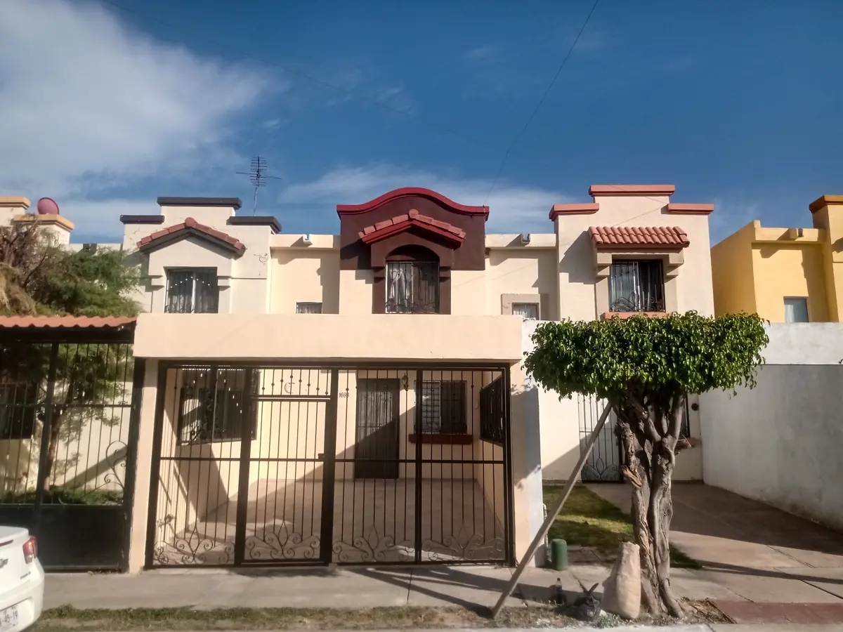 Foto 0 de Casa en renta en Urbi Quinta Montecarlo, Tonalá, Jalisco | ID mx25-jr10032 | Nocnok