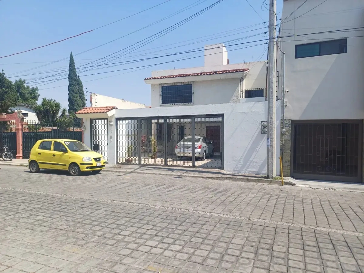 Foto 0 de Casa en Renta en San Bernardino Tlaxcalancingo, San Andrés Cholula, Puebla | ID mx25-bo10032 | Nocnok