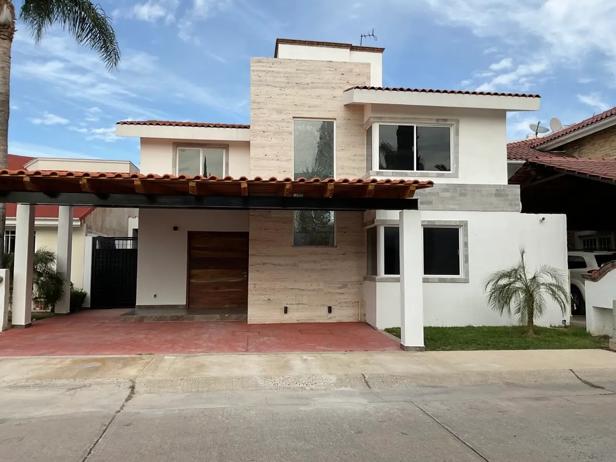 Foto 0 de Casa en venta en La Hacienda de León Residencial y Golf, León, Guanajuato | ID mx25-hj10032 | Nocnok