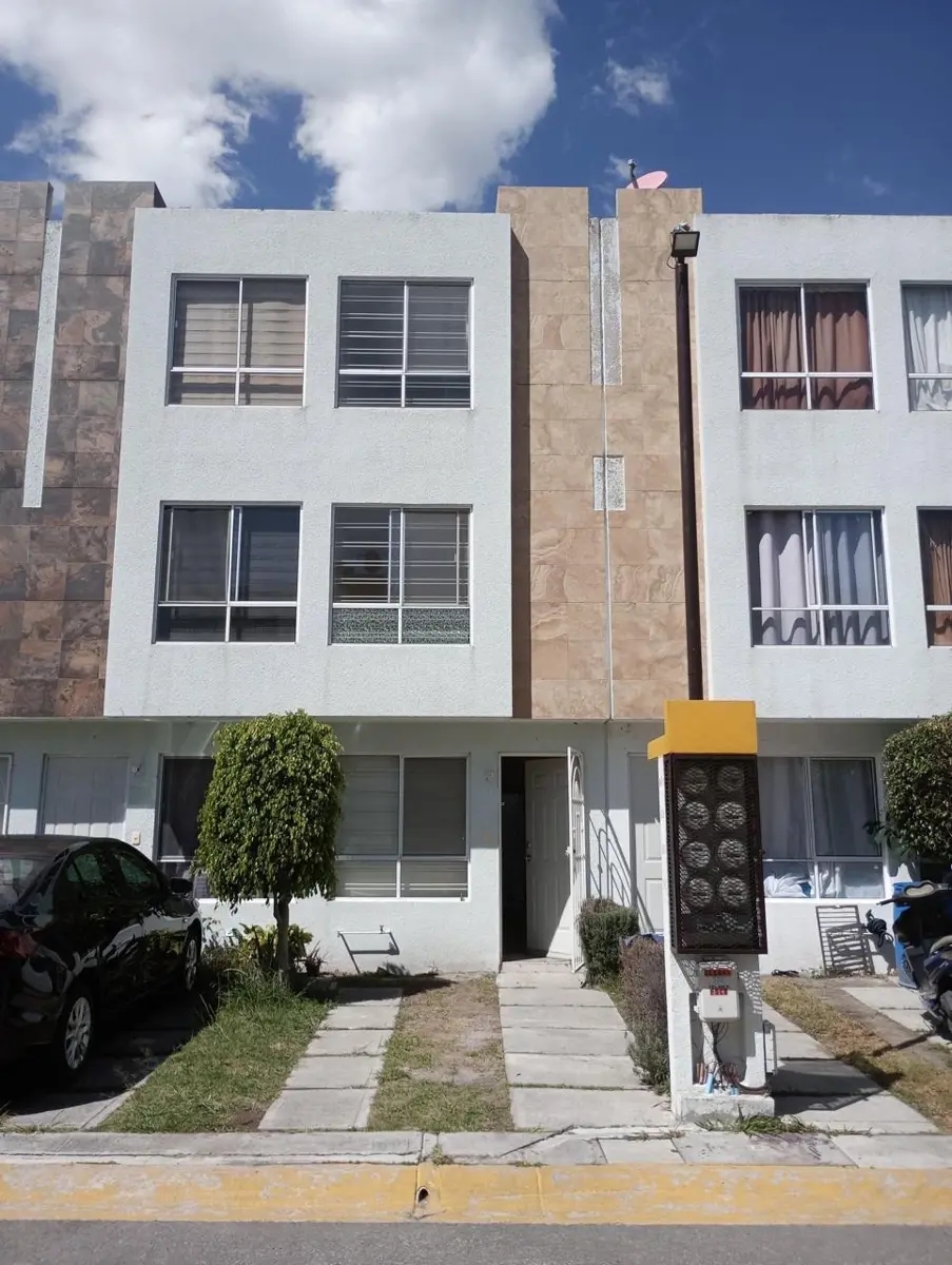 Foto 0 de Casa en venta en Bosques de Chapultepec, Puebla, Puebla | ID mx25-fy10068 | Nocnok