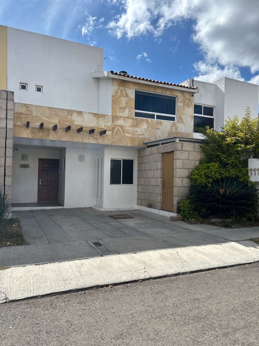 Foto 0 de Casa en renta cerca de UVM Querétaro en Juriquilla Privada | ID mx25-we10016 | Nocnok
