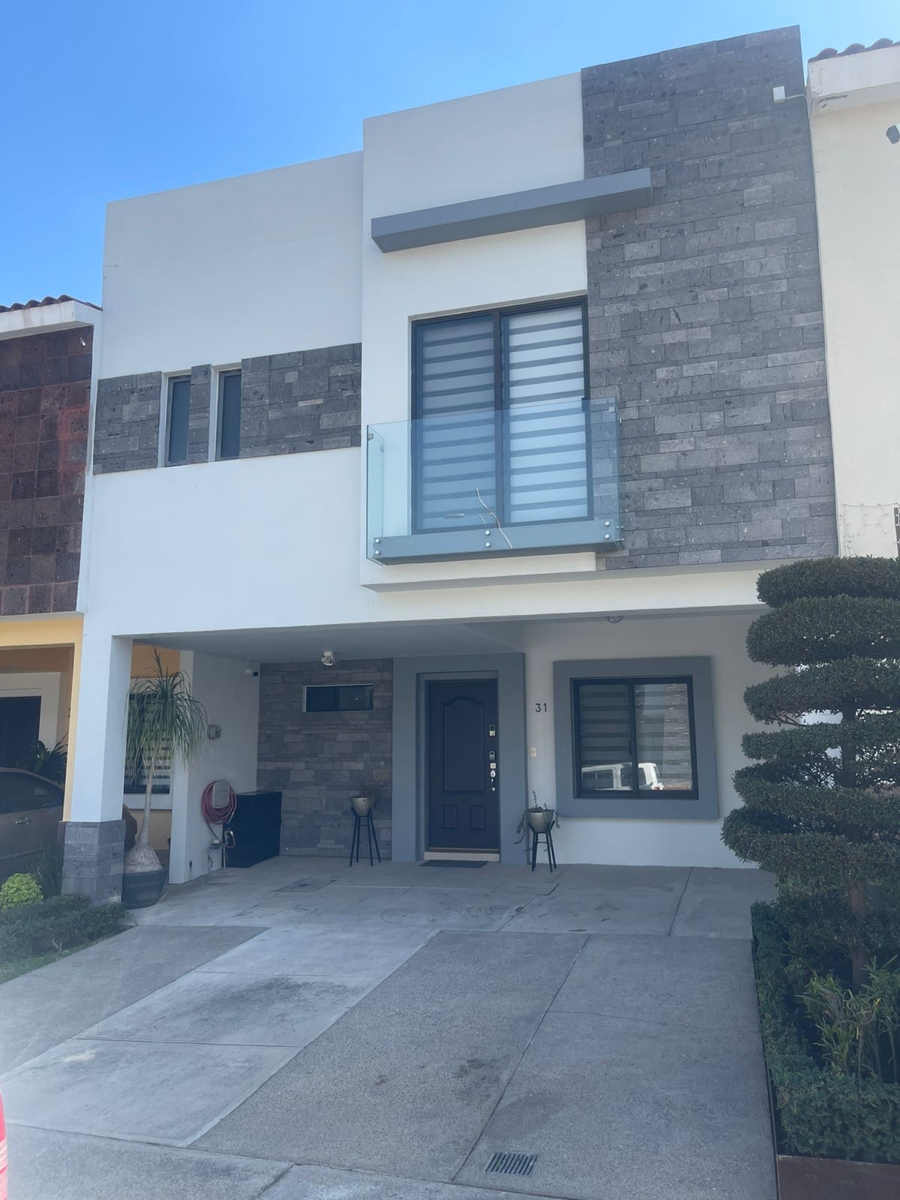 Foto 0 de Casa en renta en Altavista Residencial, Zapopan, Jalisco | ID mx25-vn10126 | Nocnok