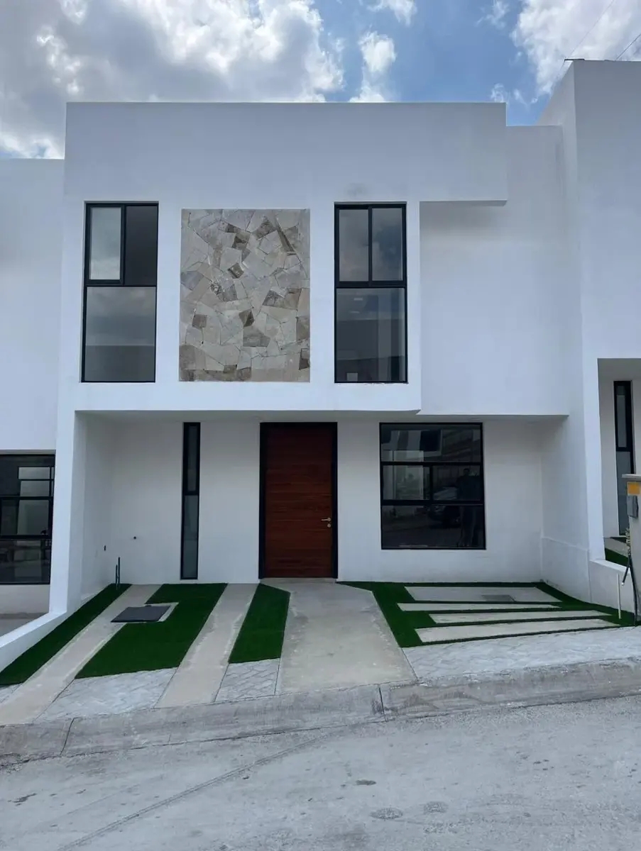 Foto 0 de Casa en Venta en Privada Camino Real, Mineral de la Reforma, Hidalgo - Nueva | ID mx25-lq10033 | Nocnok
