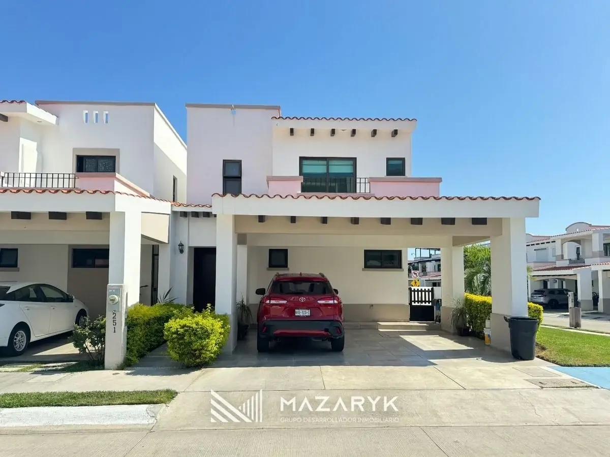 Foto 0 de Casa en venta en Jardines de la Alameda Mazatlán dentro de privada con alberca y áreas comunes | ID mx25-pn10041 | Nocnok