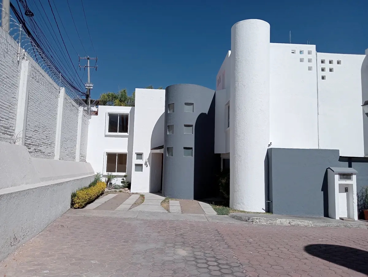 Foto 0 de Rento Casa en Fraccionamiento Residencial en Morillotla, San Andrés Cholula | ID mx25-zm10066 | Nocnok