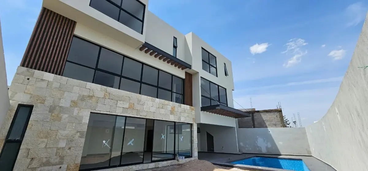 Foto 0 de Casa en venta en Club de Golf la Loma, San Luis Potosí, San Luis Potosí | ID mx25-zl10052 | Nocnok