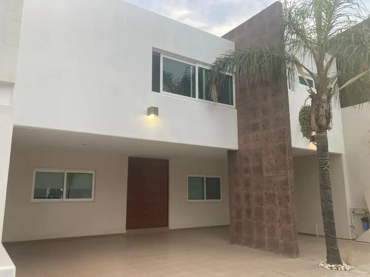 Foto 0 de CASA EN RENTA EN RINCON ANDALUZ AGUASCALIENTES ZONA PONIENTE | ID mx25-ms10068 | Nocnok