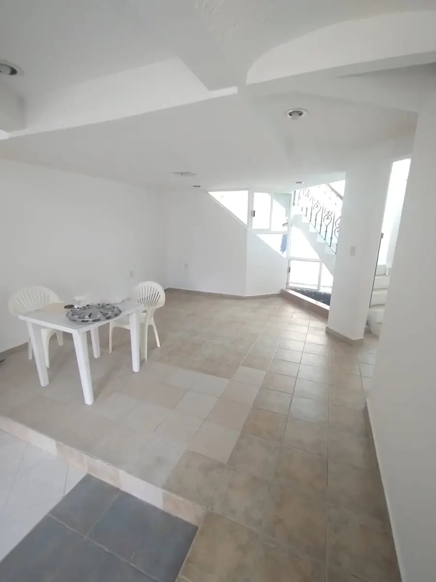 Foto 0 de Casa en venta en Jardines de Bellavista | ID mx25-cs10150 | Nocnok