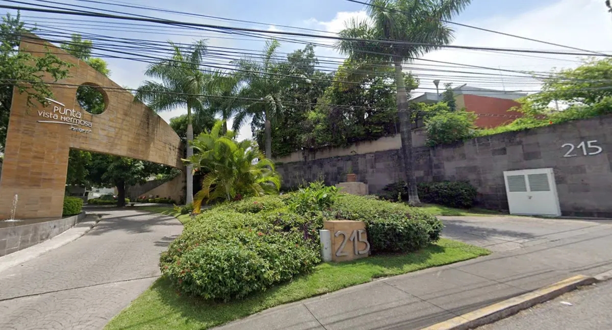 Foto 0 de Casa en  PODER LEGISLATIVO NO EXT 215 NO INT DEPT,CUERNAVACA, LOMAS DE LA SELVA, MORELOS | ID mx25-ub10130 | Nocnok