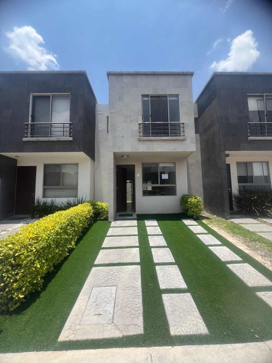 Foto 0 de Se vende casa en Residencial del Parque | ID mx25-bl10064 | Nocnok