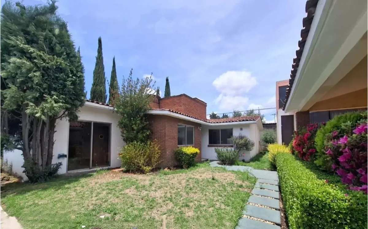 Foto 0 de Casa en renta cercana a Galerías Metepec | ID nn-ro1000181 | Nocnok