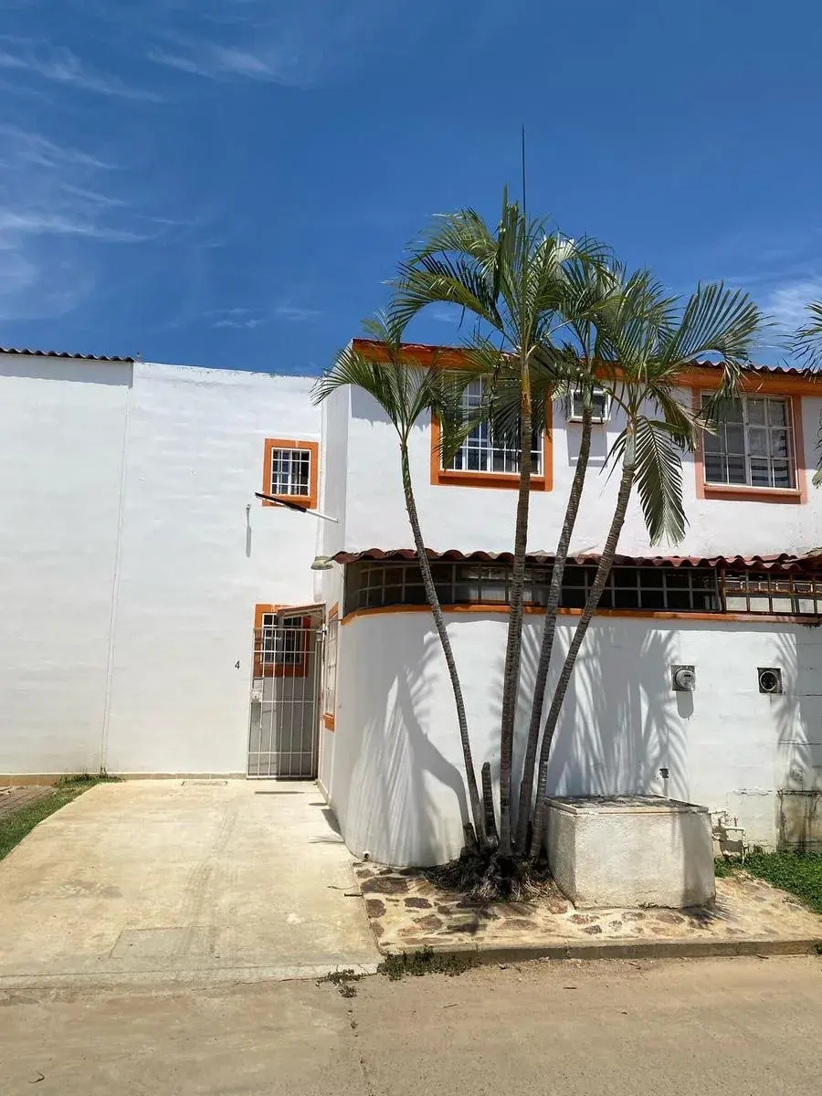 Foto 0 de PRECIO DE REMATE CASA DIAMANTE AMPLIADO, FRACC. LA MARQUESA ACAPULCO | ID nn-es1000295 | Nocnok