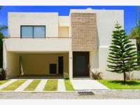 Venta casa con amplio jardín. Senda del Sol. Zerezotla. Cholula