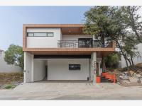 Casa en venta en Catujanes, Monterrey, Nuevo León