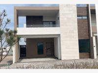 Estrena casa con recámara en planta baja incluye cocina de granito