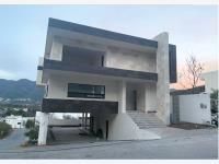 Casa en venta en CAROLCO 2 SECTOR, Monterrey, Nuevo León Casa en venta en CAROLCO 2 SECTOR, Monterrey, Nuevo León