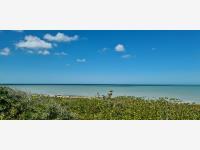 Terreno Habitacional en Venta en Champotón con Vista al Mar