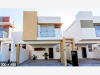 Casa en renta en Crystal Lagoons, Apodaca, Nuevo León