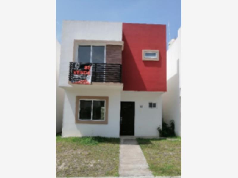 Casa en venta en INFONAVIT Tulipanes, Tuxpan, Veracruz | MX21-KG5570 |  Nocnok