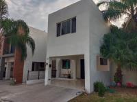 Casa en venta en Colinas del Huajuco, Monterrey, Nuevo León